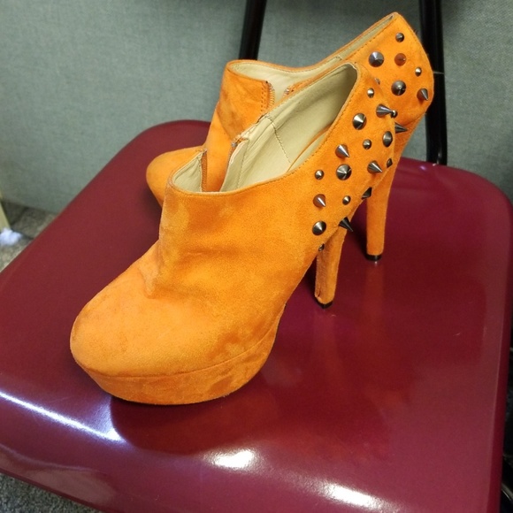 Bootie - Picture 2 of 3